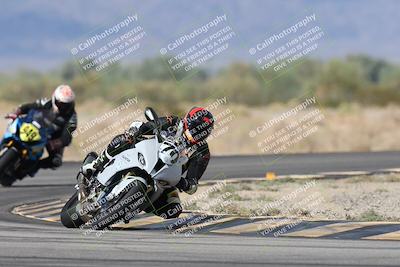 media/Nov-16-2025-Race Pace (Sun) [[8c5fa54630]]/Verified Riders/7-Turn 4 (1155am)/